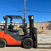 2011 LP Gas Toyota 8FGU30 Pneumatic Tire 4 Wheel Sit Down