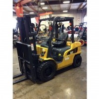 2018 Cat GP30N Pneumatic Tire 4 Wheel Sit Down