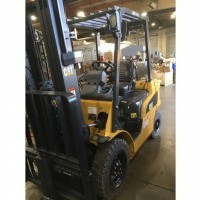 2018 Cat GP25N Pneumatic Tire 4 Wheel Sit Down