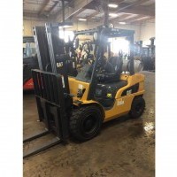 2016 Cat GP30N Pneumatic Tire 4 Wheel Sit Down