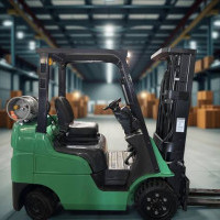 2015 Mitsubishi FGC25N