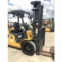 2018 Cat GP30N Pneumatic Tire 4 Wheel Sit Down