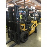 2018 Cat GP30N Pneumatic Tire 4 Wheel Sit Down