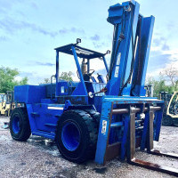 2002 Wiggins W520