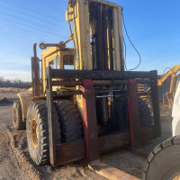 1982 Hyster H520B
