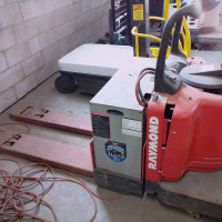 2005 Raymond 112TM-FRE60L